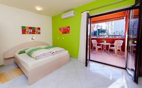 Apartments&Rooms Erik B&B